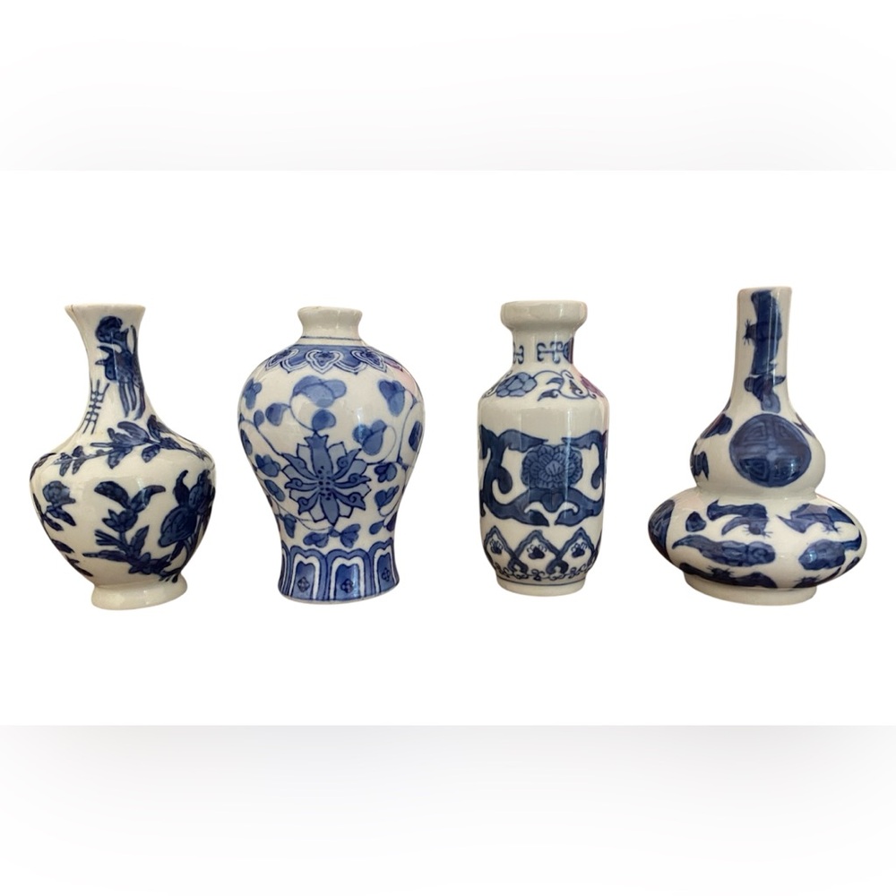 Set/4 Miniature Chinese Blue and White Vases
